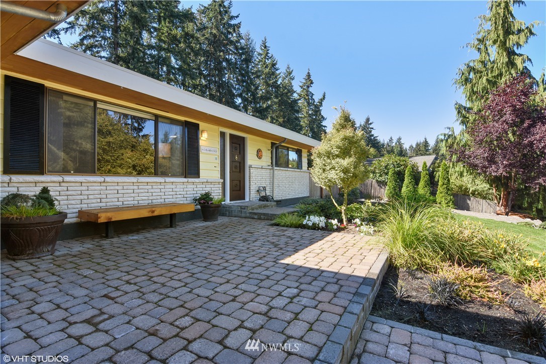 16413 Southeast 147th Street Renton, WA 98059 - Photo 4 of 25