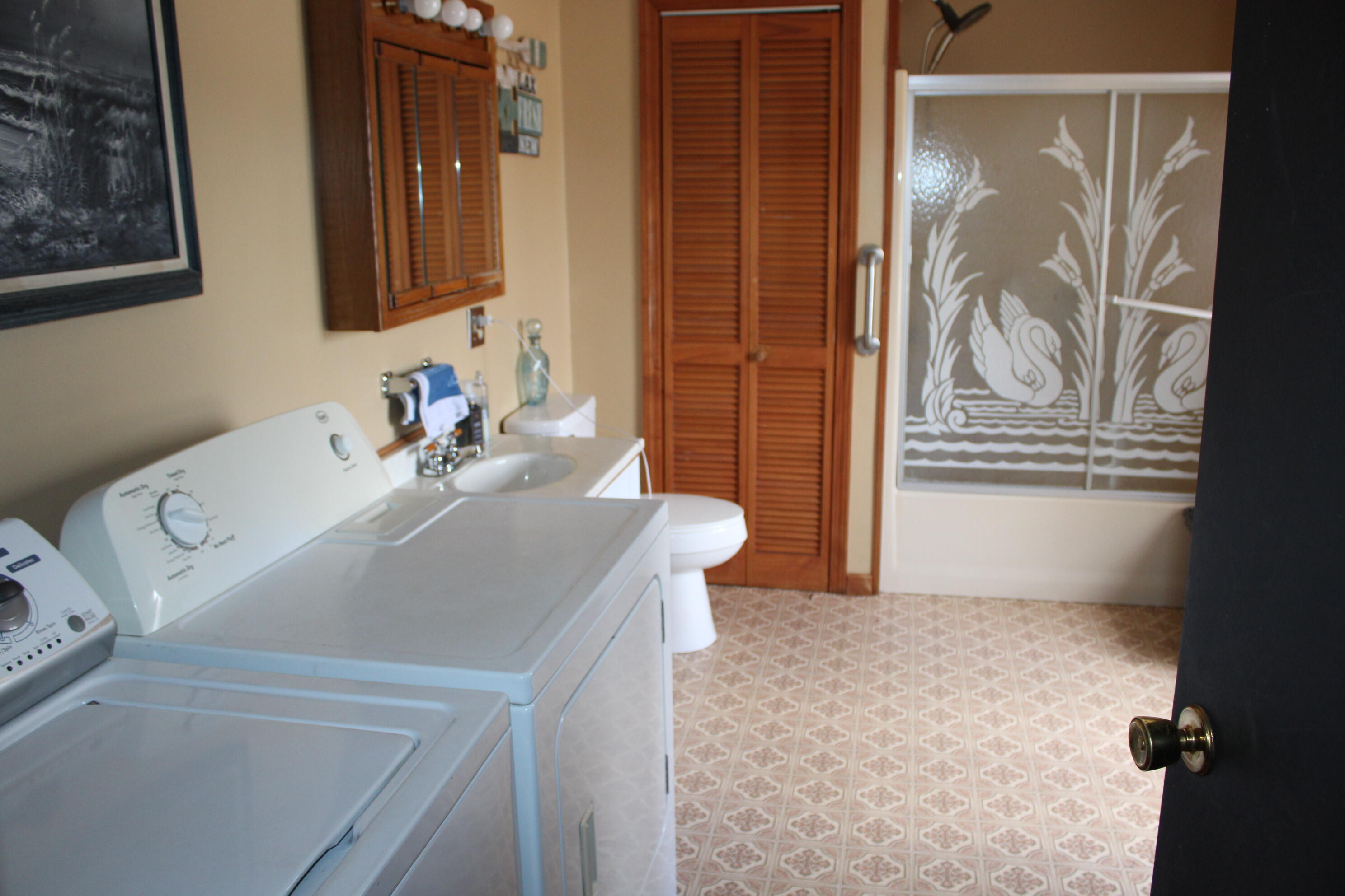 1010 Mapleton Road Mapleton, ME 04757 - Photo 19 of 33 IMG_1045