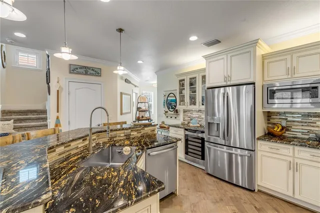 $1,259,900 | 123 Marina Bay Drive, New Smyrna Beach, FL 32169