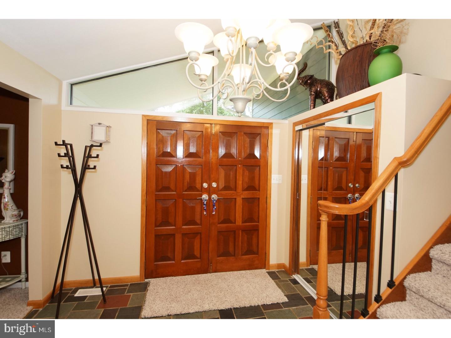 24 Tindall Road Robbinsville, NJ 08691 - Photo 4 of 25 Foyer