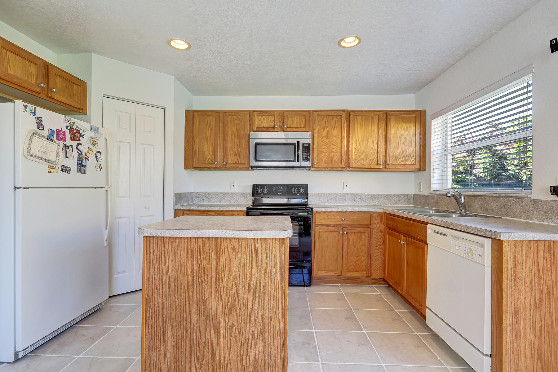 2012 Little Torch Street Riviera Beach, FL 33407 - Photo 11 of 31 2012 Little Torch St - 25