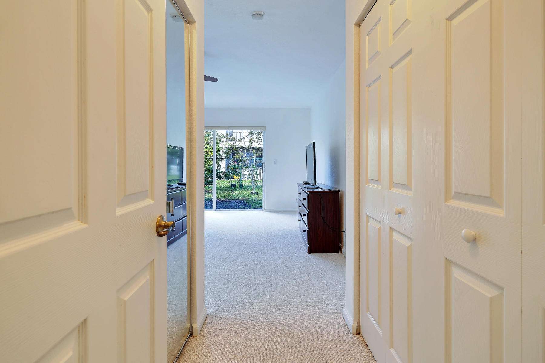 2012 Little Torch Street Riviera Beach, FL 33407 - Photo 14 of 31 2012 Little Torch St - 30