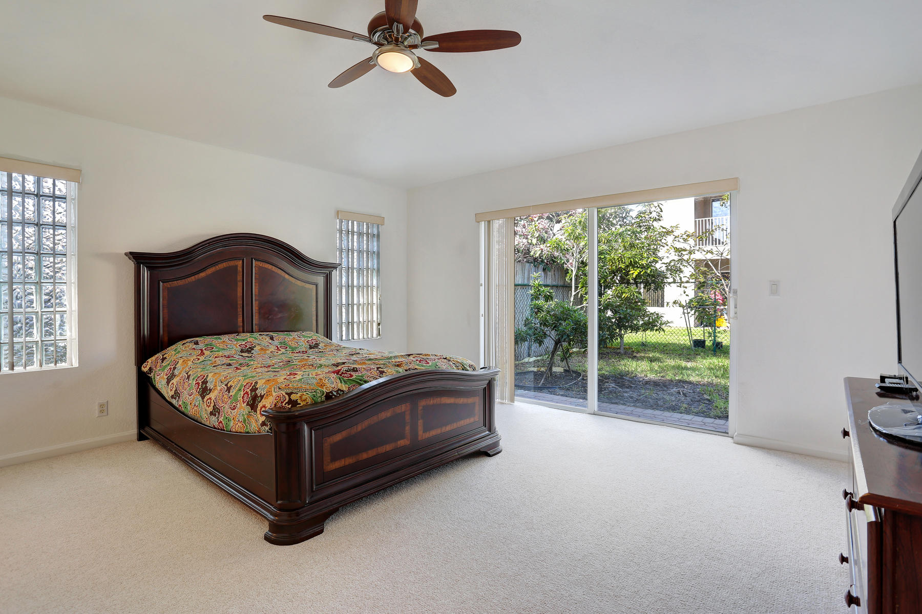 2012 Little Torch Street Riviera Beach, FL 33407 - Photo 15 of 31 2012 Little Torch St - 31