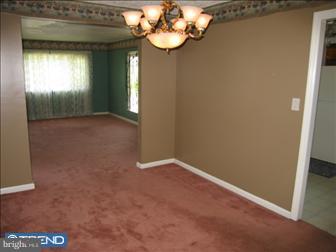 938 Woodlane Road Mount Holly, NJ 08060 - Photo 5 of 6 Gallery Image 5