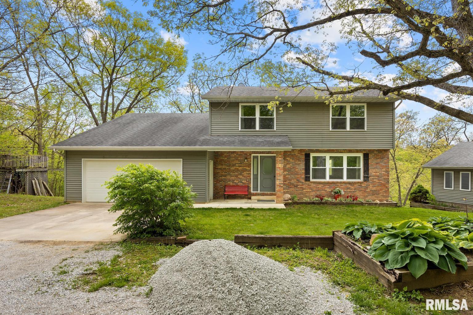1565 Hickory Point Road Metamora, IL 61548 - Photo 2 of 56
