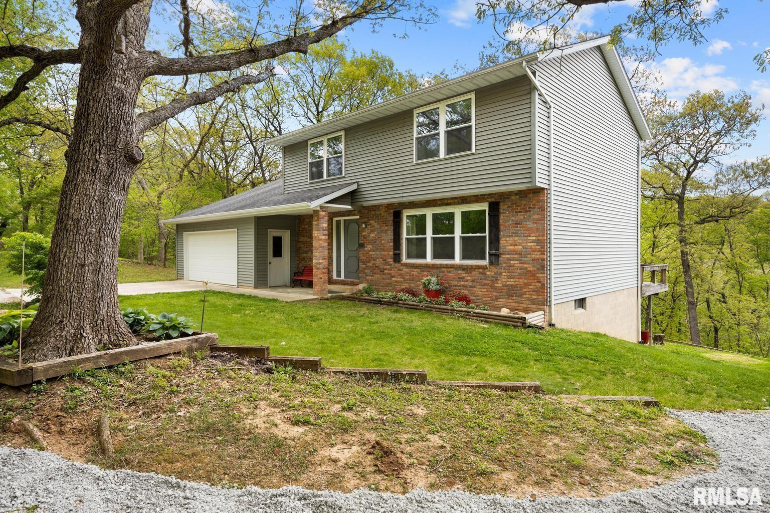 1565 Hickory Point Road Metamora, IL 61548 - Photo 3 of 56
