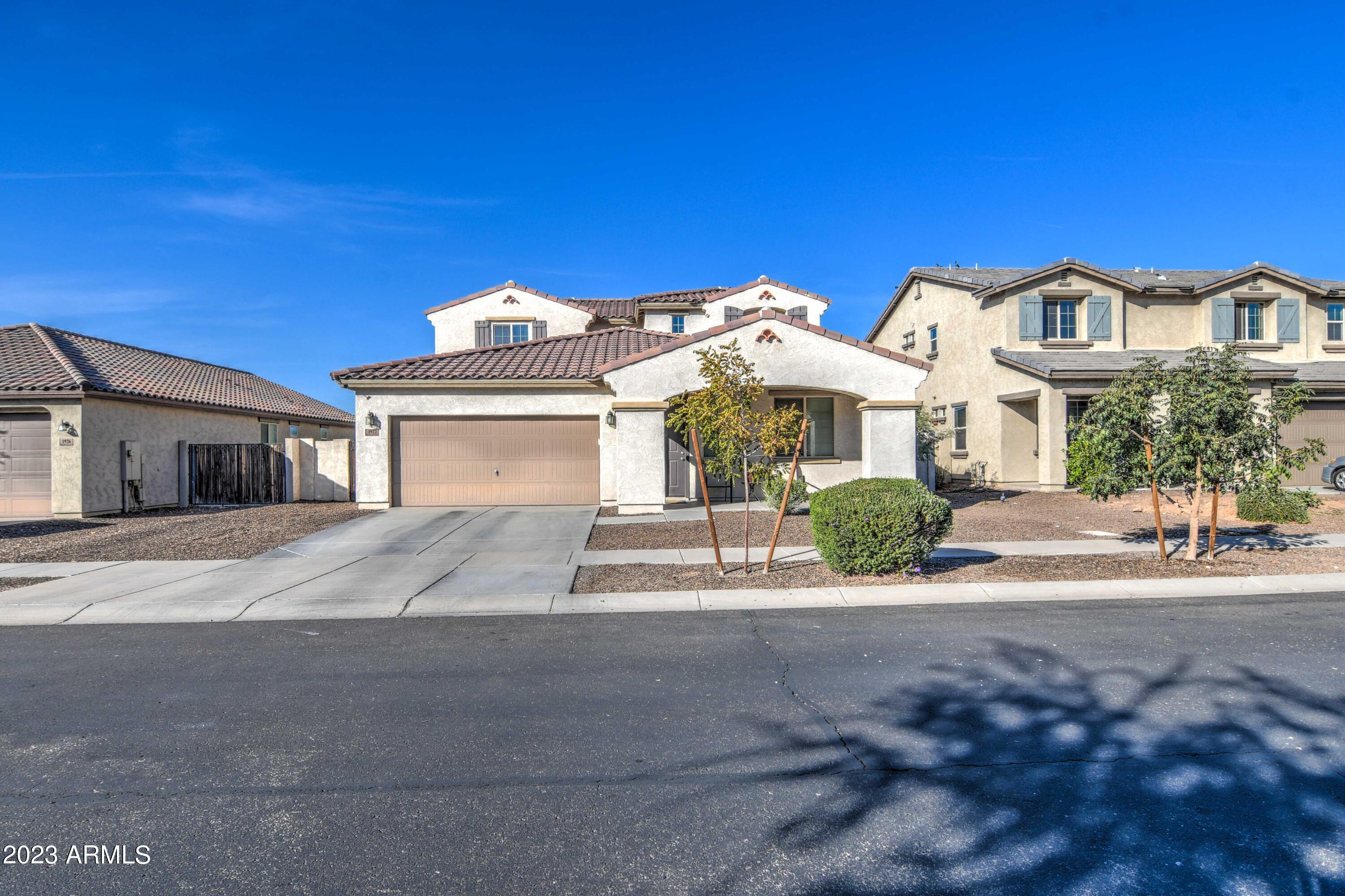 1922 West Carson Road Phoenix, AZ 85041 - Photo 1 of 42 Front 1