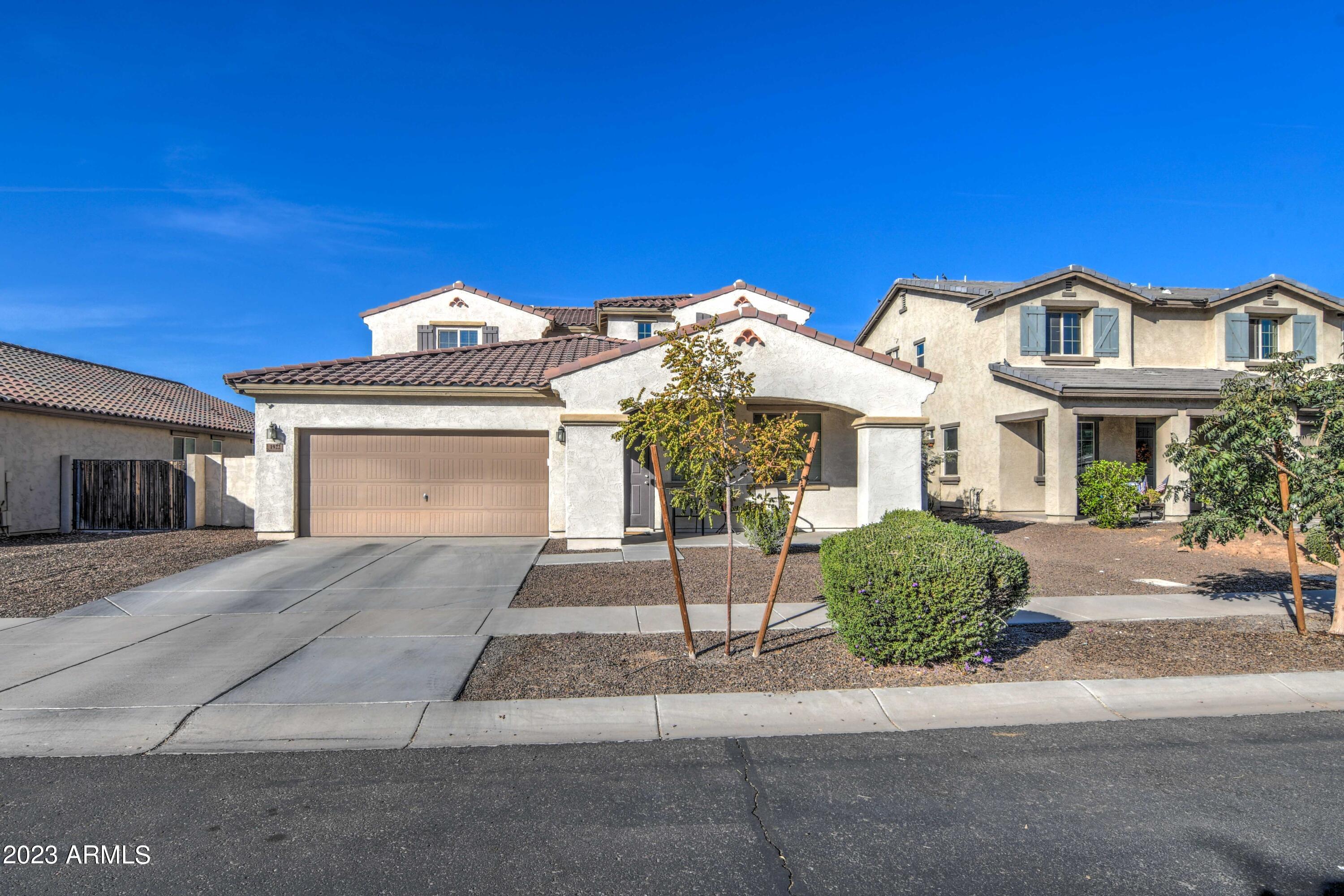 1922 West Carson Road Phoenix, AZ 85041 - Photo 2 of 42 Front 2