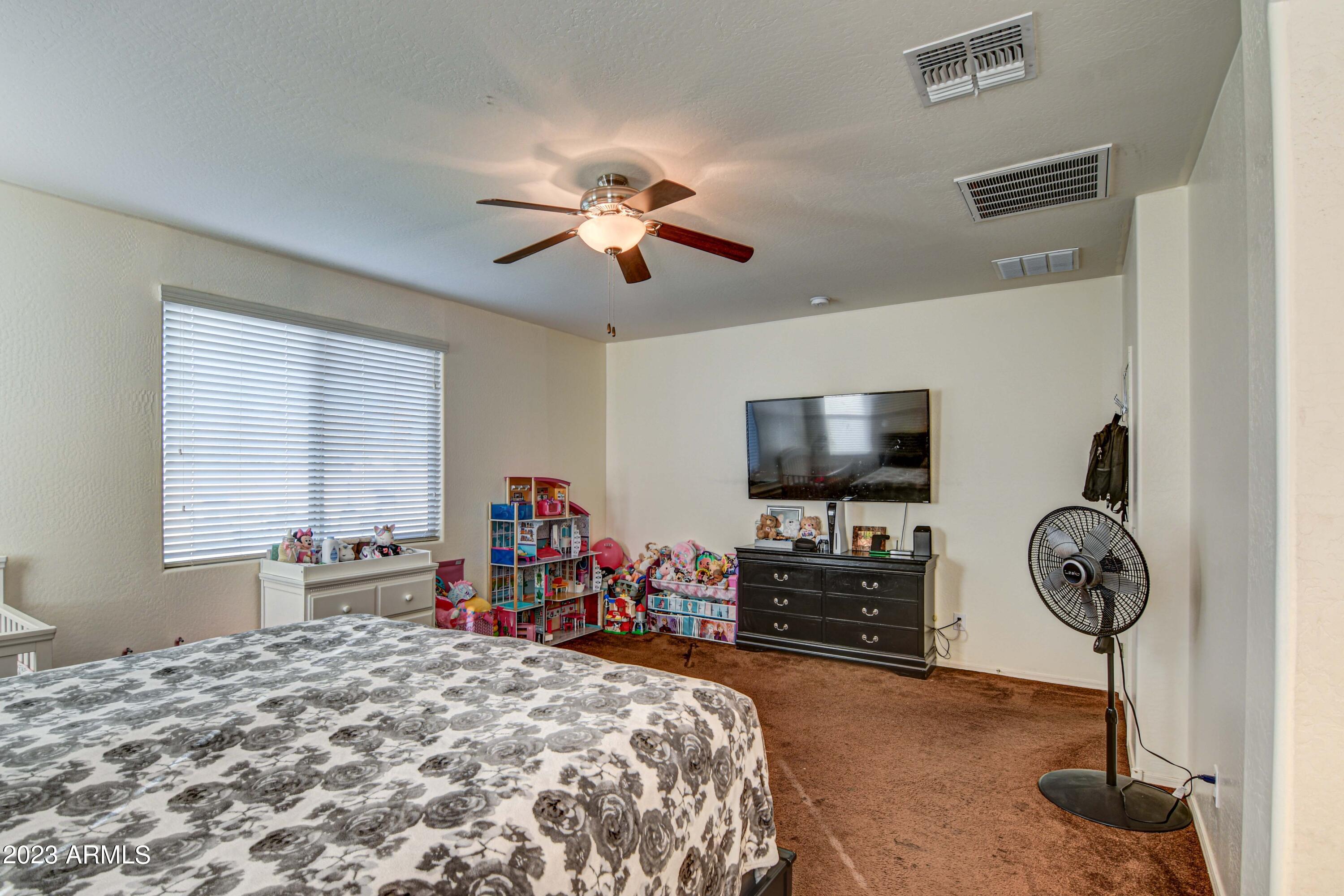 1922 West Carson Road Phoenix, AZ 85041 - Photo 23 of 42 Primary Bed 3