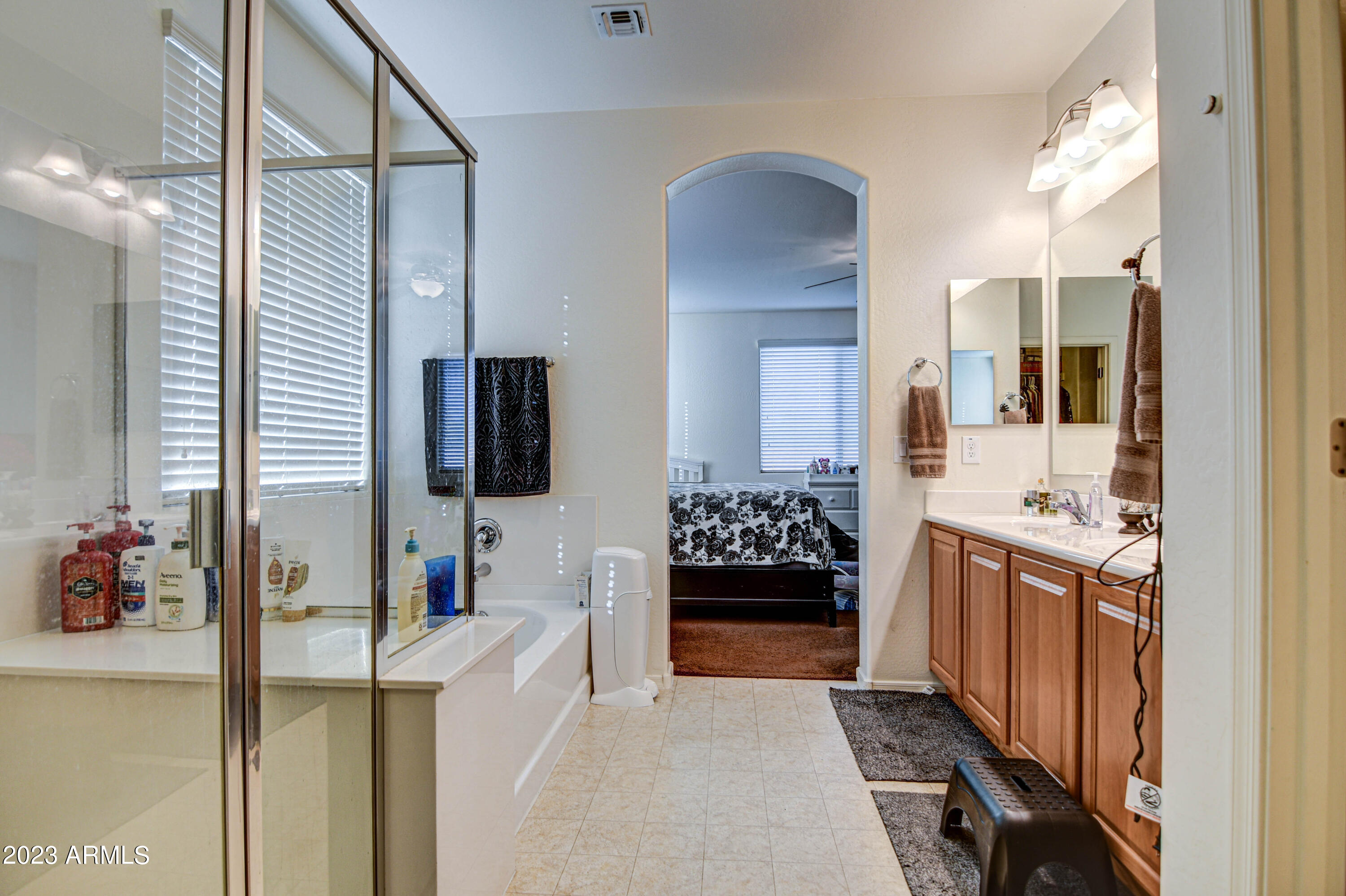 1922 West Carson Road Phoenix, AZ 85041 - Photo 24 of 42 Primary Bath 2