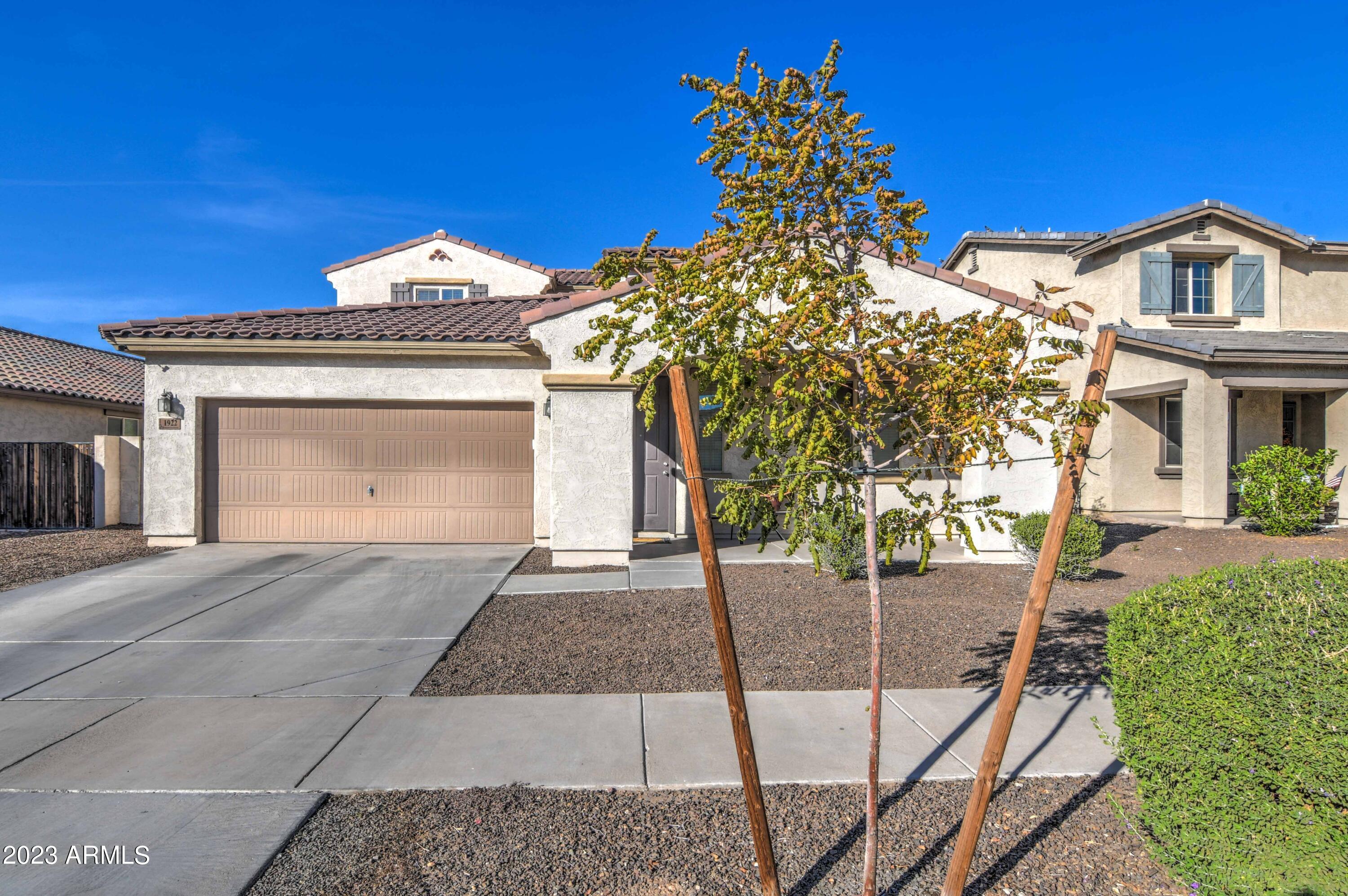 1922 West Carson Road Phoenix, AZ 85041 - Photo 3 of 42 Front 3