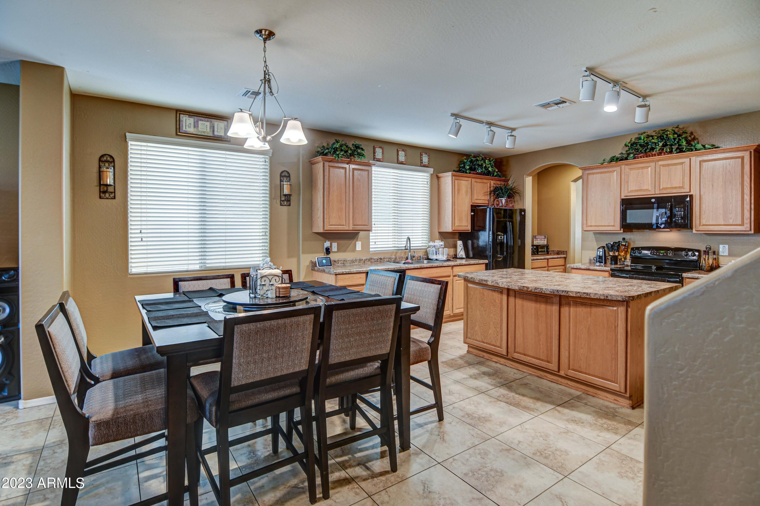 1922 West Carson Road Phoenix, AZ 85041 - Photo 9 of 42 Kitchen 1