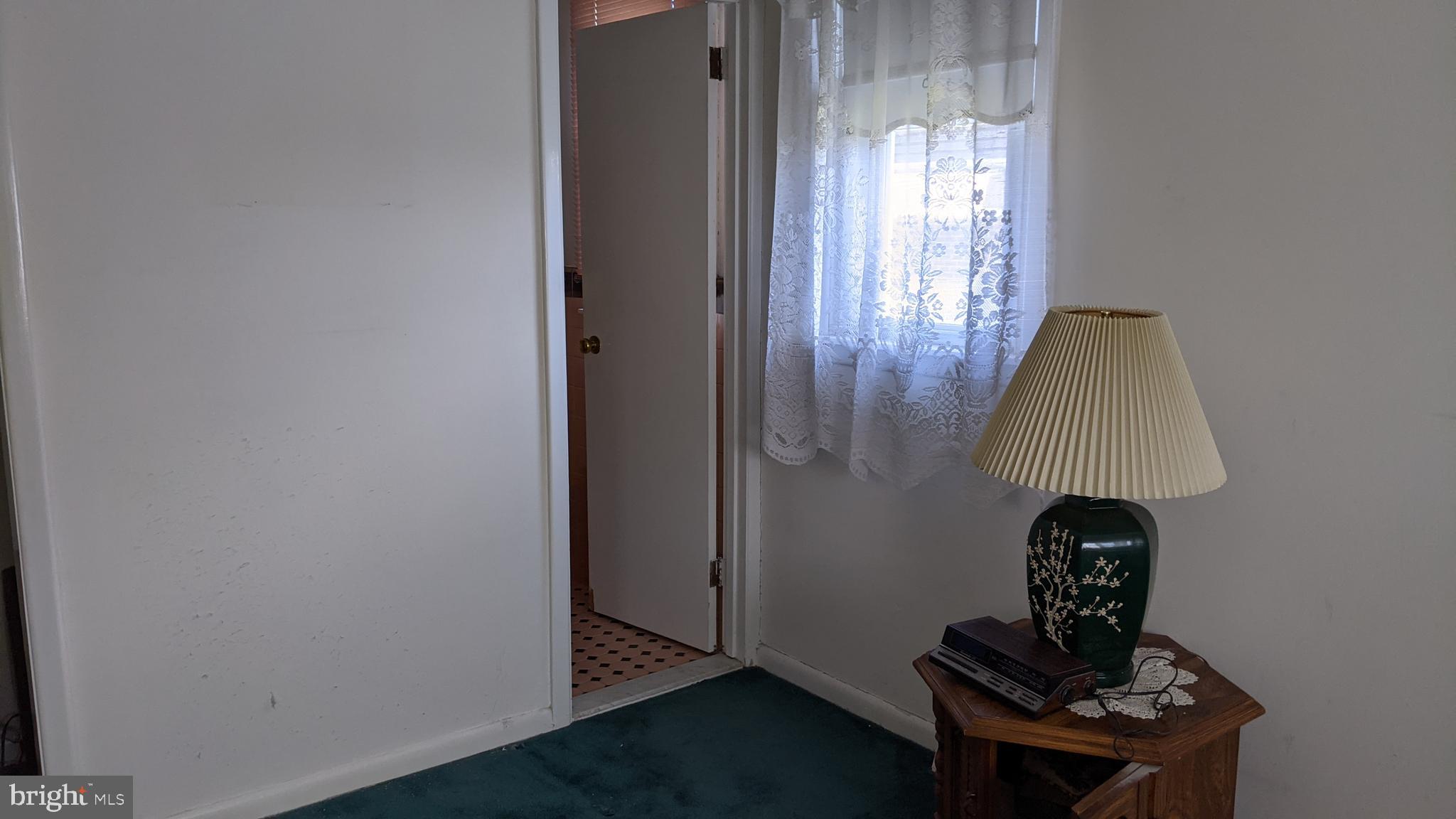 9951 Woodfern Road Philadelphia, PA 19115 - Photo 8 of 9 Bedroom