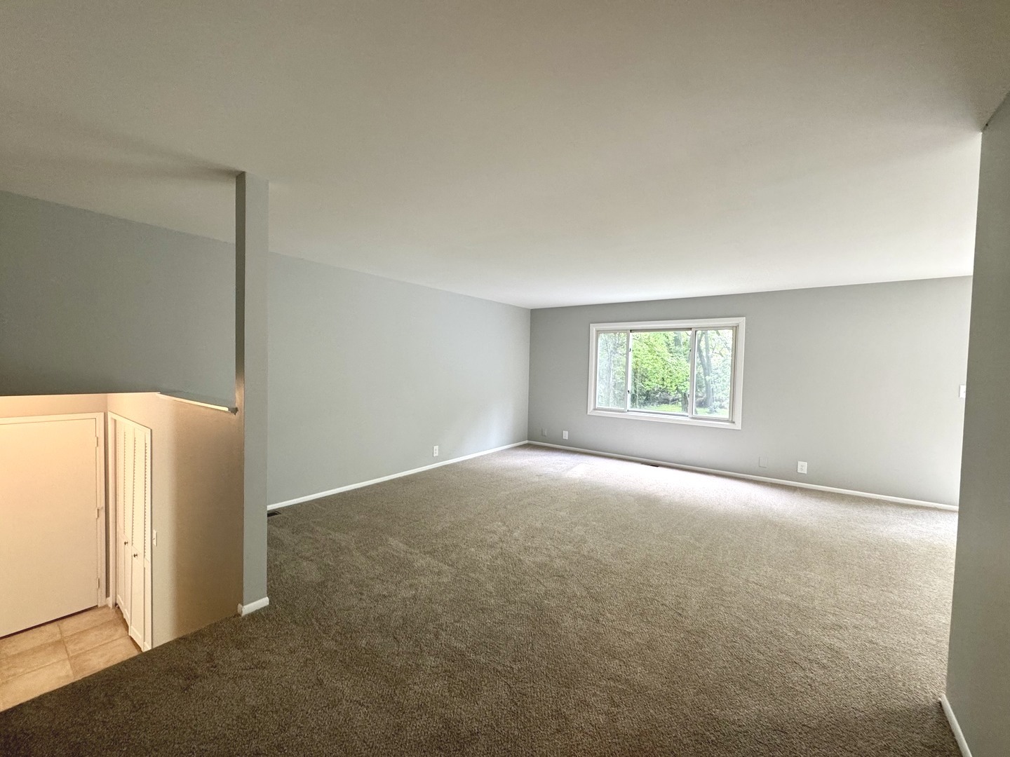 8421 Hickory Nut Grove Road Cary, IL 60013 - Photo 9 of 24