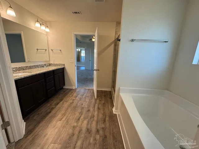 $2,100 | 4406 Thistle Pine Court, Milton, FL 32571