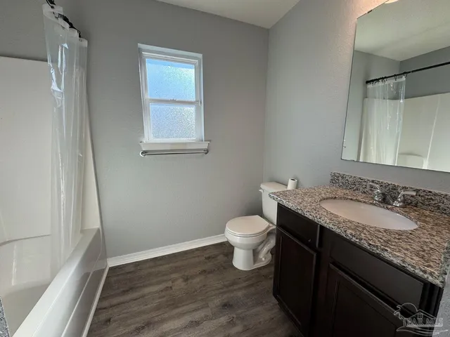 $2,100 | 4406 Thistle Pine Court, Milton, FL 32571