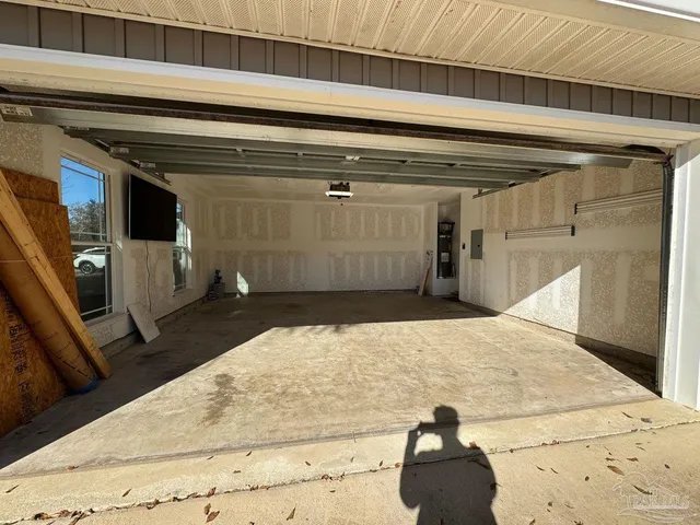 $2,100 | 4406 Thistle Pine Court, Milton, FL 32571