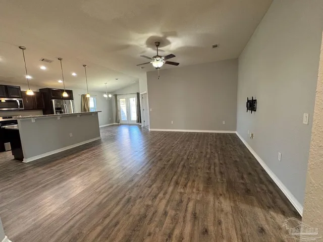 $2,100 | 4406 Thistle Pine Court, Milton, FL 32571