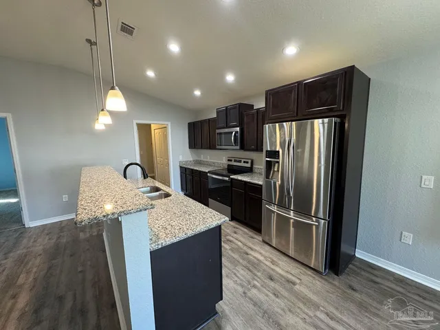 $2,100 | 4406 Thistle Pine Court, Milton, FL 32571