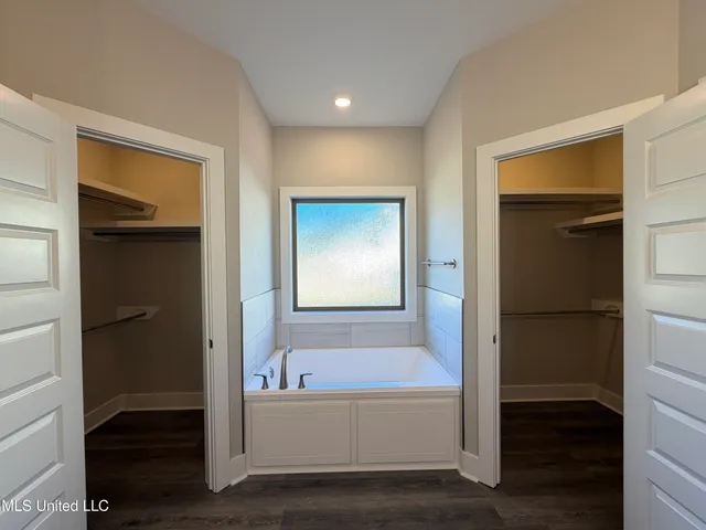 $312,000 | 212 Anderson Oaks Drive, Pearl, MS 39208