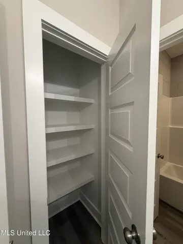 $312,000 | 212 Anderson Oaks Drive, Pearl, MS 39208