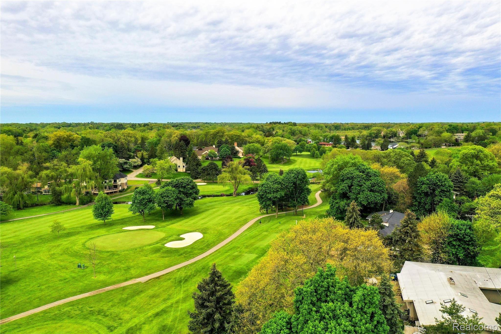 2870 West Hickory Grove Road Bloomfield Hills, MI 48302 - Photo 31 of 31 Hick Grove Golf Course Aerial.jpg