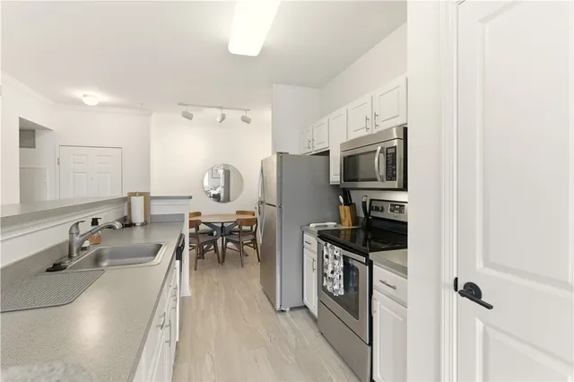 $340,000 | 1000 Providence Place, Unit 234, Providence, RI 02903