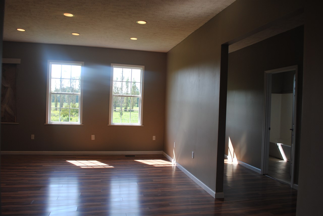 1145 Buddha Road Bedford, IN 47421 - Photo 4 of 16 Gallery Image 4