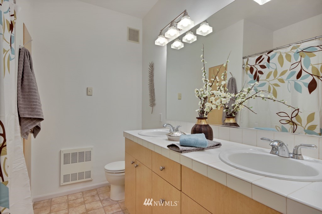 225 South 49th Street, Unit D Renton, WA 98055 - Photo 16 of 23 Gallery Image 16