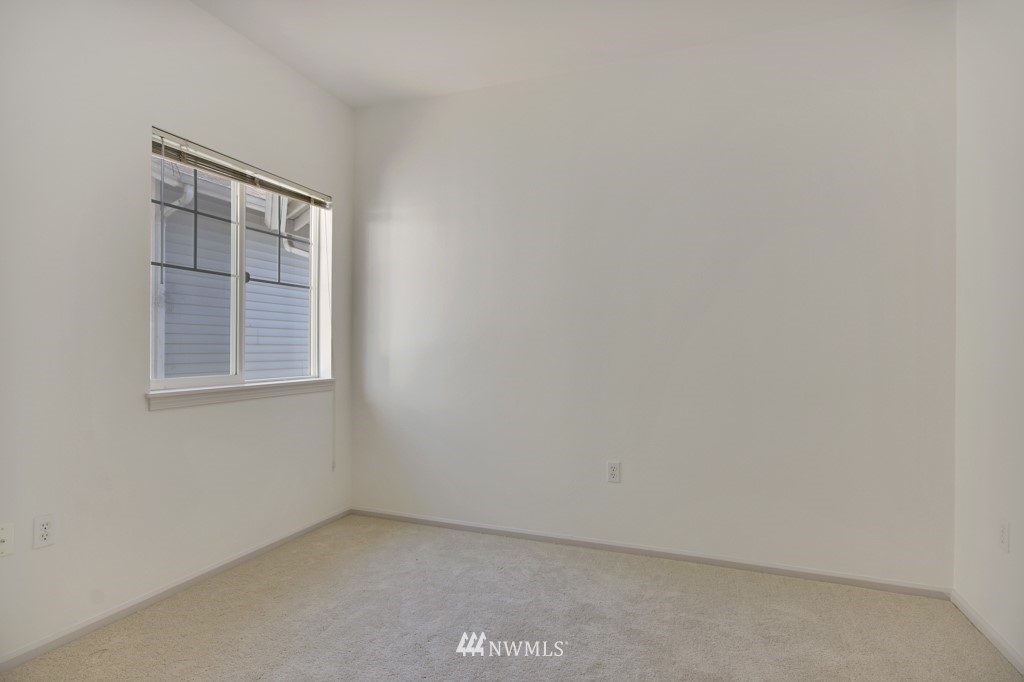 225 South 49th Street, Unit D Renton, WA 98055 - Photo 17 of 23 Gallery Image 17