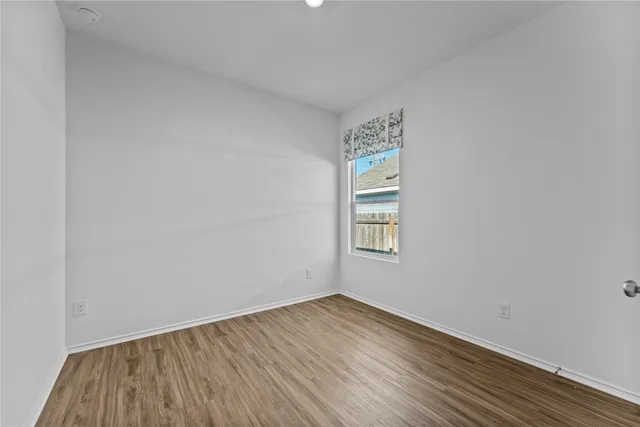 $239,950 | 633 Halfmoon Drive, Lockhart, TX 78644