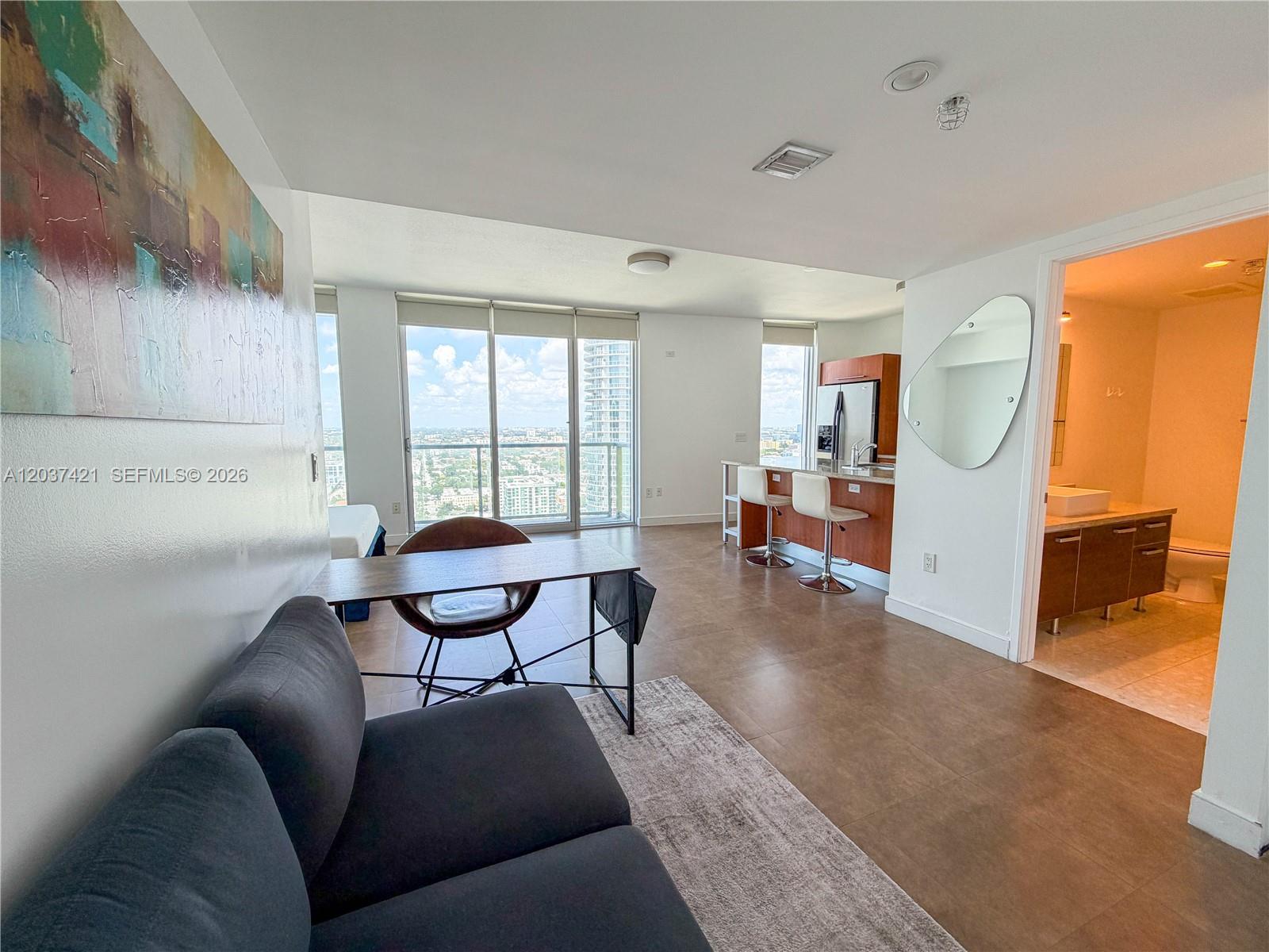 185 Southwest 7th Street, Unit 2900 Miami, FL 33130 - Photo 8 of 37