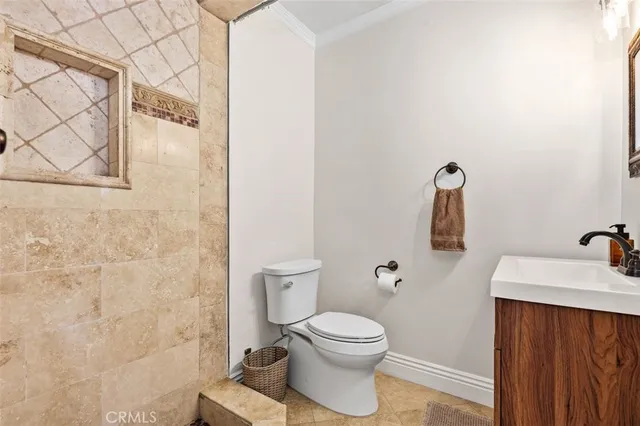 $5,950 | 2564 El Dorado Street, Torrance, CA 90503