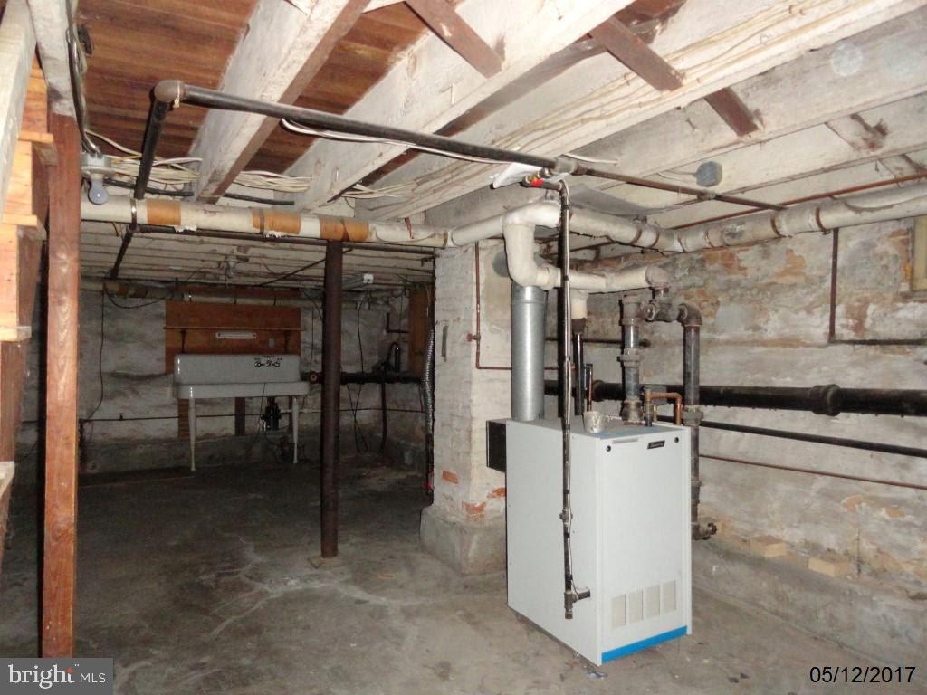 203 High Street Hanover, PA 17331 - Photo 18 of 20 Gallery Image 18