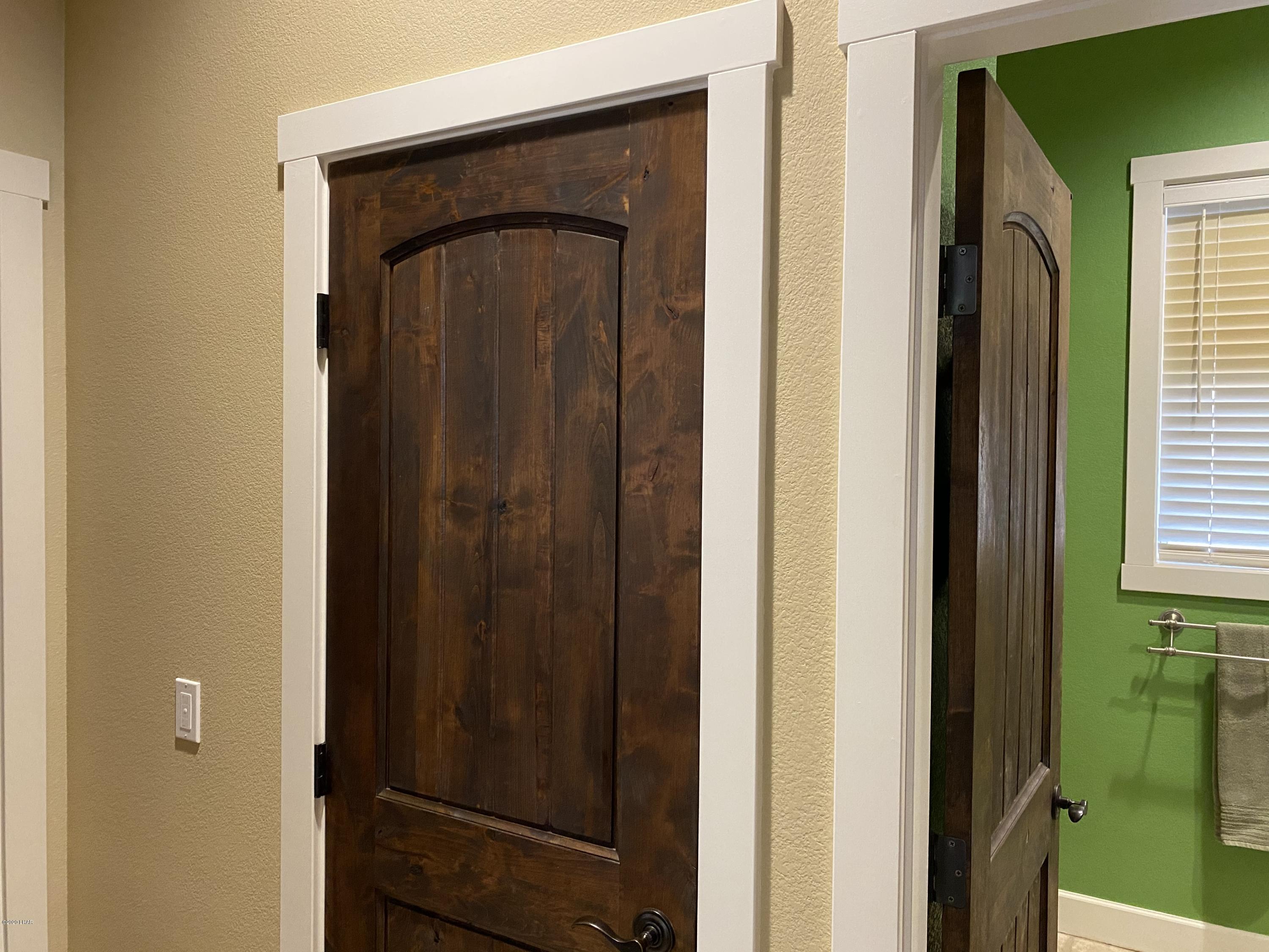3806 Northgate Road Lake Havasu City, AZ 86404 - Photo 31 of 50 Wooden Doors, Designer Paint Scheme!