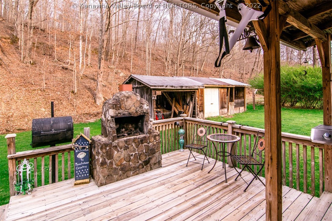630 Belgrove Road Kenna, WV 25248 - Photo 5 of 17 Gallery Image 5