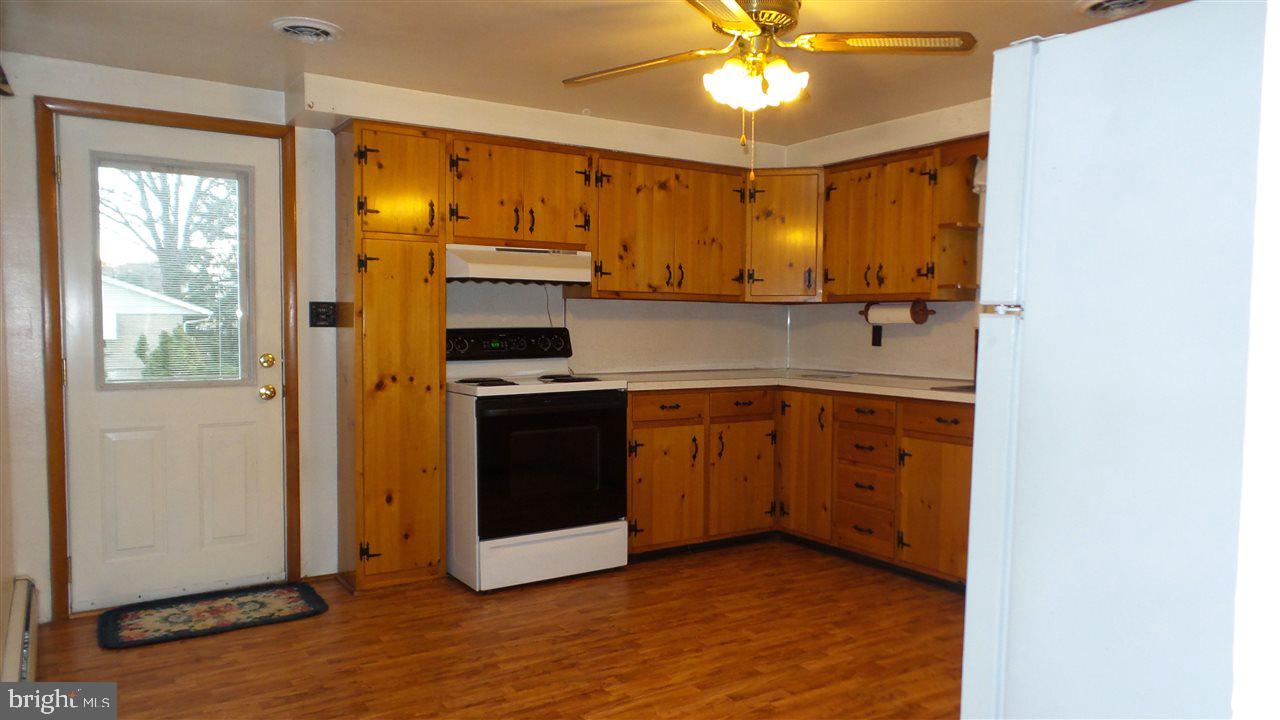 216 Church Road York, PA 17406 - Photo 14 of 34 Gallery Image 14