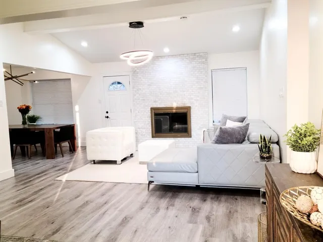 $2,150 | 7810 Creek View Drive, Rowlett, TX 75089