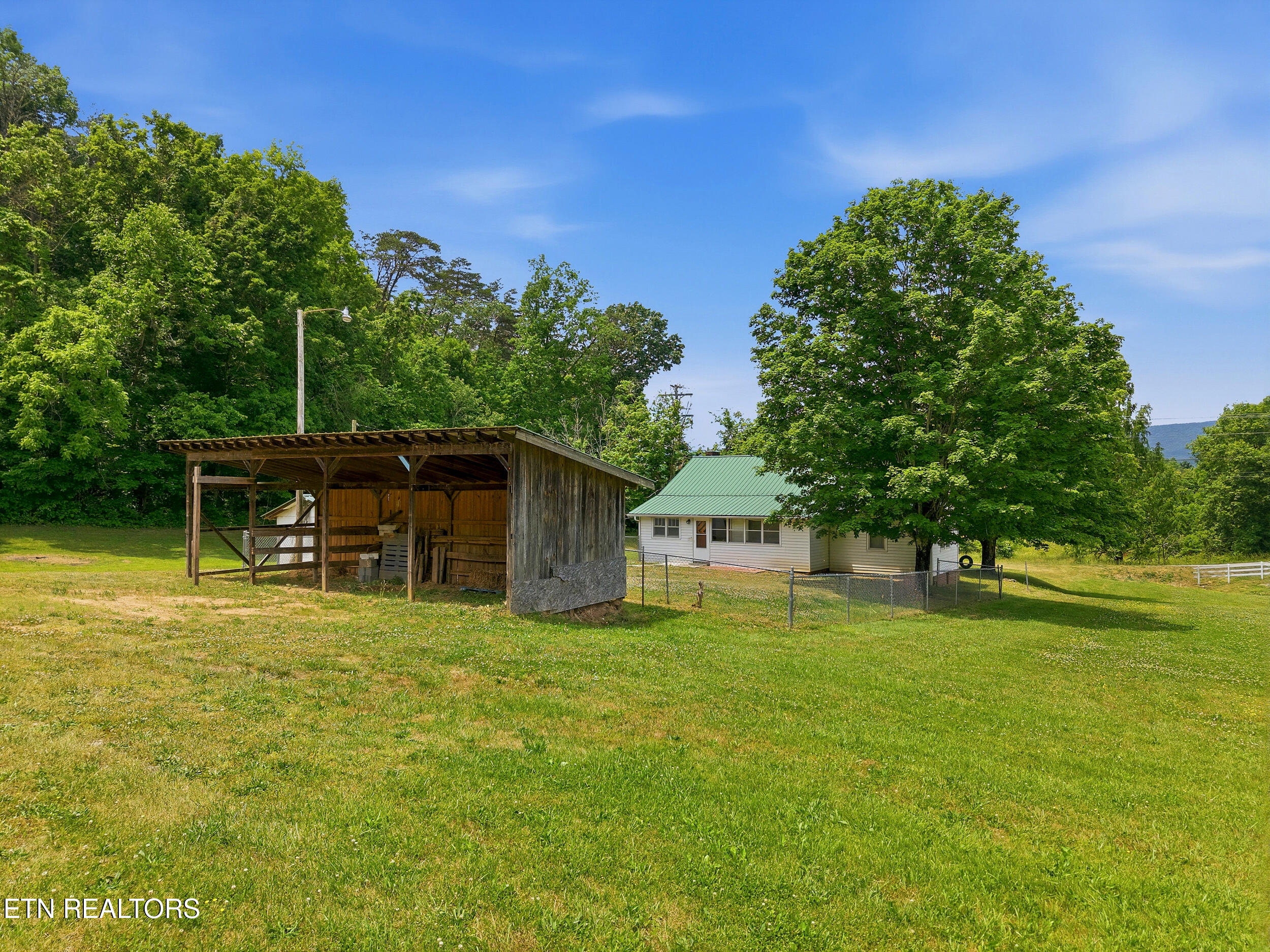 979 Highway 92 Rutledge, TN 37861 - Photo 22 of 36 10_979_tn-92_0011