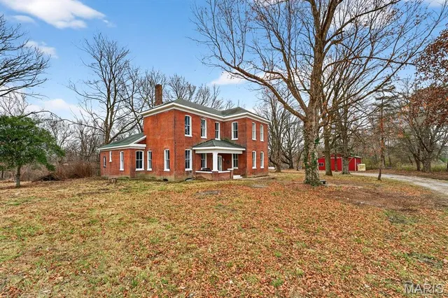 $399,900 | 3270 Linwood Lane, Belleville, IL 62221