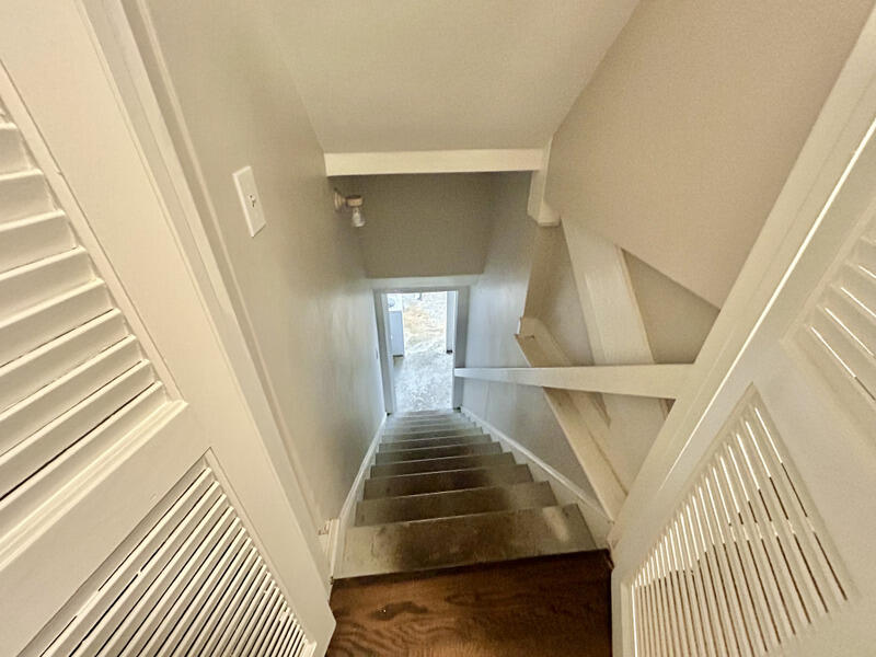 2703 Broad Street Northwest, Unit 6 Roanoke, VA 24012 - Photo 16 of 19 a view of entryway