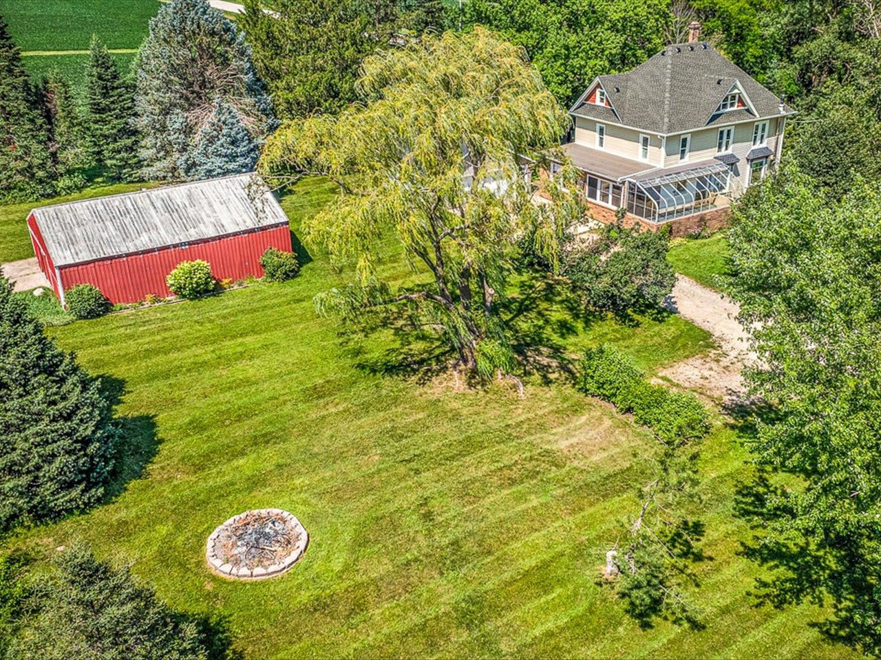8710 North Pecatonica Road Pecatonica, IL 61063 - Photo 36 of 39 Gallery Image 36