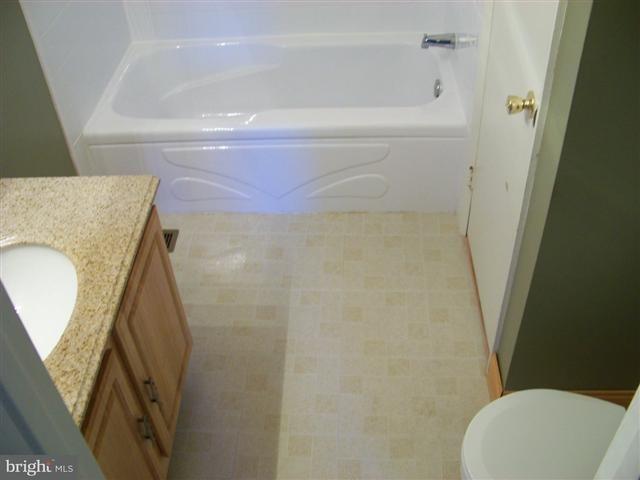 536 Lopax Road Harrisburg, PA 17112 - Photo 8 of 12 Gallery Image 8