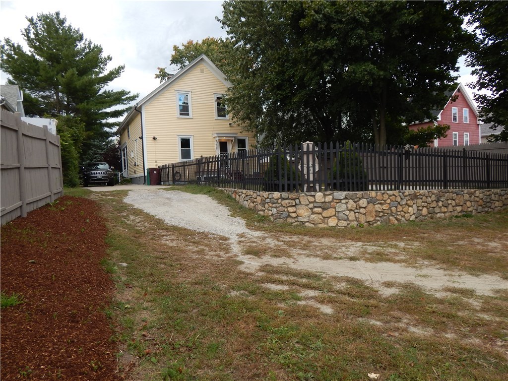 532 Winter Street Woonsocket, RI 02895 - Photo 5 of 17