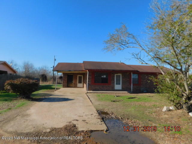 1424 Ponderosa Road Lambert, MS 38643 - Photo 1 of 14 DSCN7449