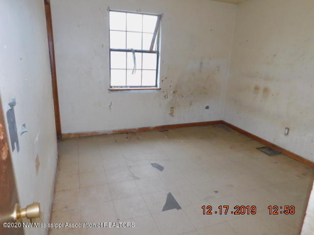 1424 Ponderosa Road Lambert, MS 38643 - Photo 11 of 14 DSCN7274