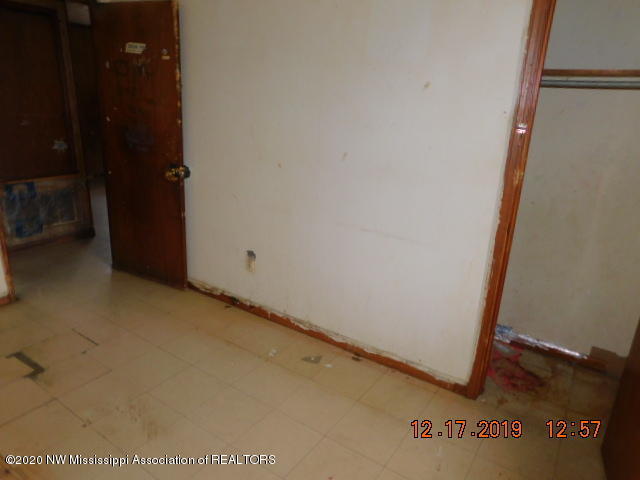1424 Ponderosa Road Lambert, MS 38643 - Photo 7 of 14 DSCN7268