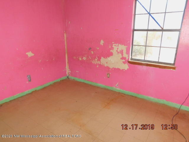 1424 Ponderosa Road Lambert, MS 38643 - Photo 10 of 14 DSCN7272