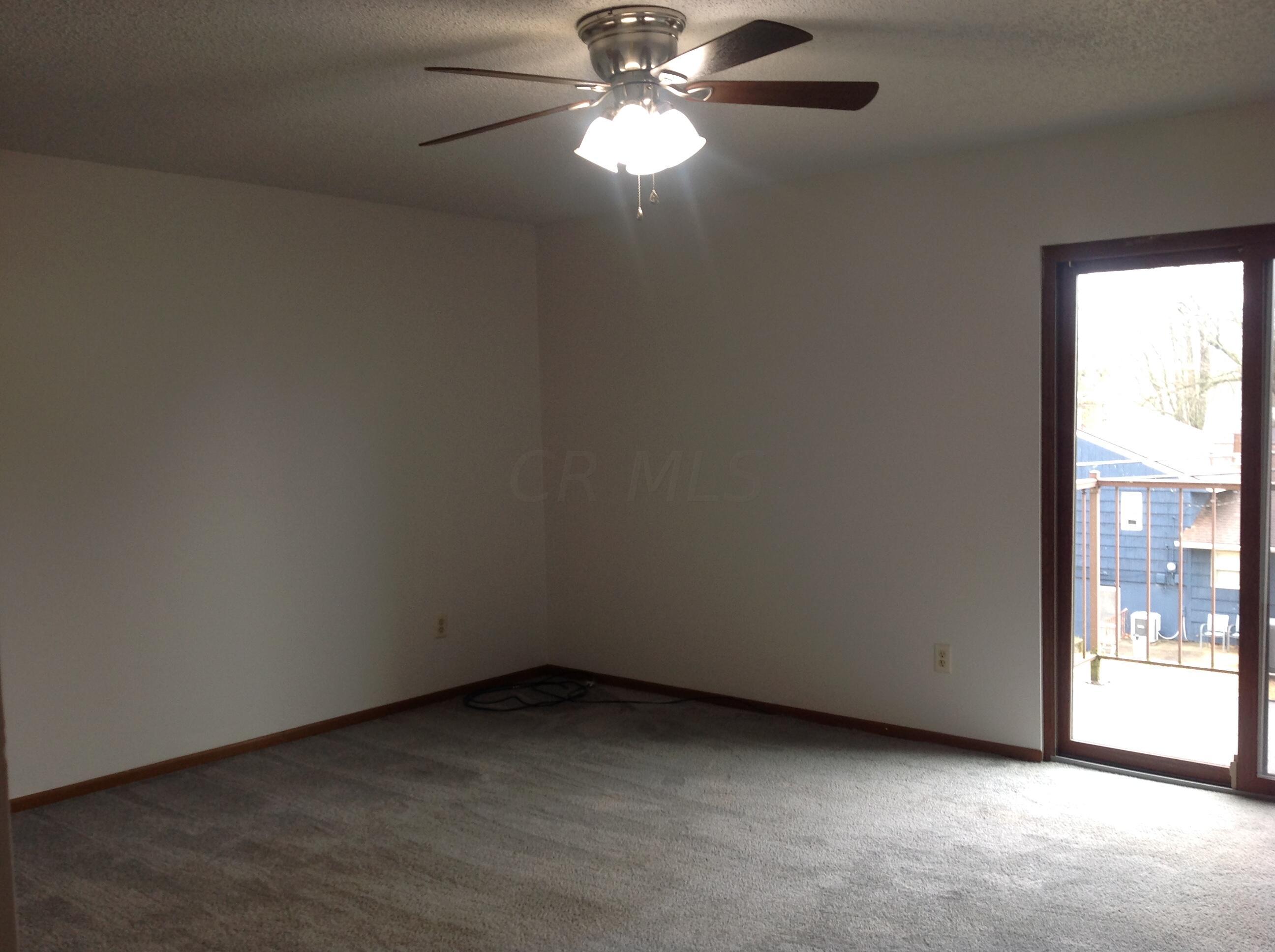 4143 Karl Road, Unit 320 Columbus, OH 43224 - Photo 3 of 15 IMG_3389