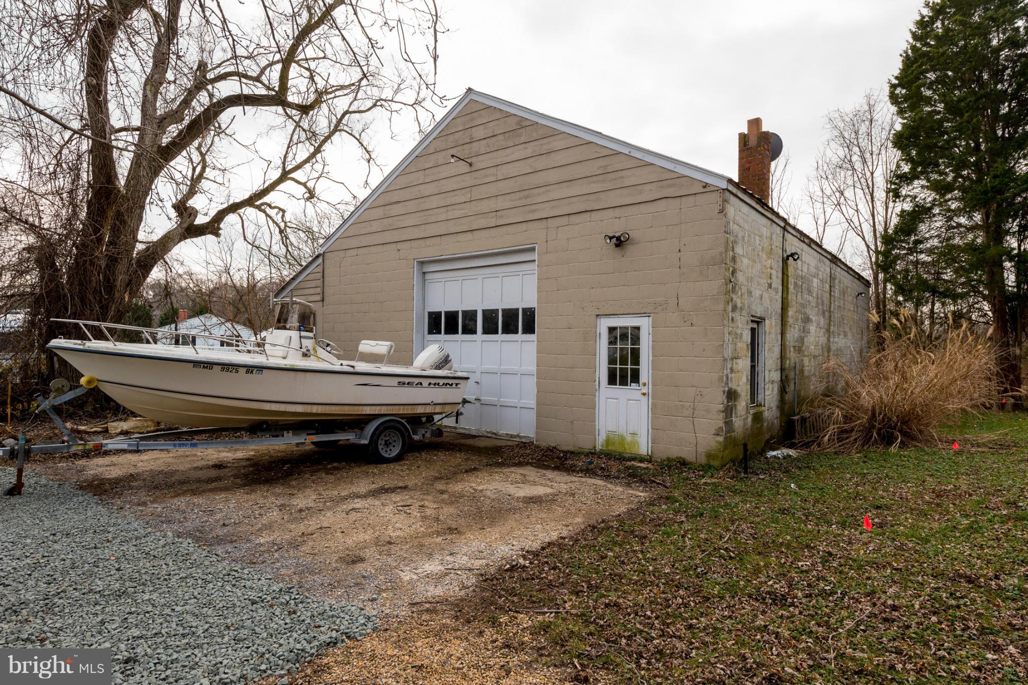 1112 Bennett Point Road Grasonville, MD 21638 - Photo 6 of 29 Exterior (Rear)